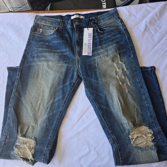 First Row Relaxed Flare Jeans 36x33 - Picture 2 of 3